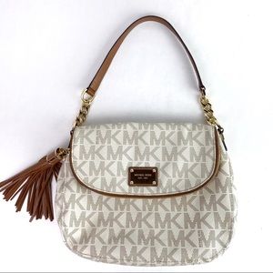 Michael kors Jet Set Medium Tassel Shoulder Bag